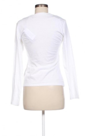 Damen Shirt Guess, Größe M, Farbe Weiß, Preis 44,79 €