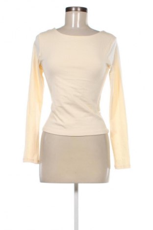Дамска блуза Trendyol, Размер M, Цвят Екрю, Цена 34,65 лв.
