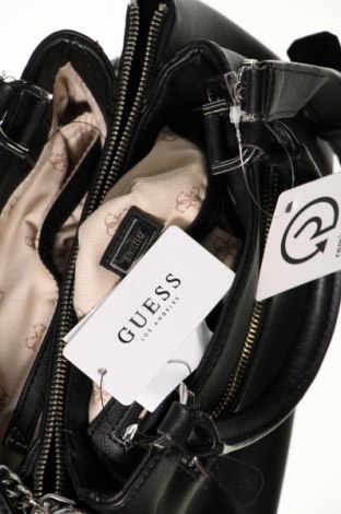 Дамска чанта Guess, Цвят Черен, Цена 132,79 лв.