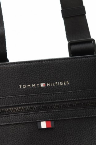 Női táska Tommy Hilfiger, Szín Fekete, Ár 37 079 Ft