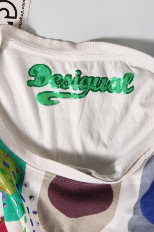 Дамска тениска Desigual, Размер S, Цвят Многоцветен, Цена 27,00 лв.