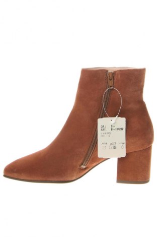 Botine de damă Hogl, Mărime 36, Culoare Maro, Preț 643,99 Lei