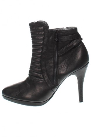 Botine de damă Kaiser, Mărime 40, Culoare Negru, Preț 101,99 Lei