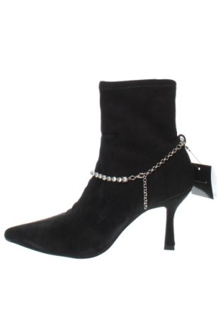 Botine de damă Made With Love, Mărime 38, Culoare Negru, Preț 119,99 Lei