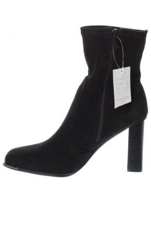 Botine de damă Made With Love, Mărime 41, Culoare Negru, Preț 139,99 Lei