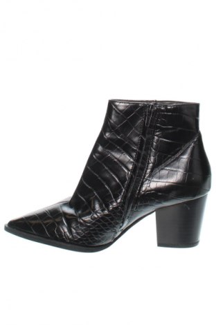 Botine de damă Mango, Mărime 38, Culoare Negru, Preț 105,26 Lei