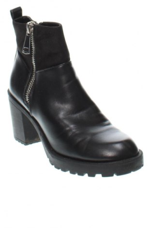 Botine de damă ONLY, Mărime 38, Culoare Negru, Preț 73,31 Lei