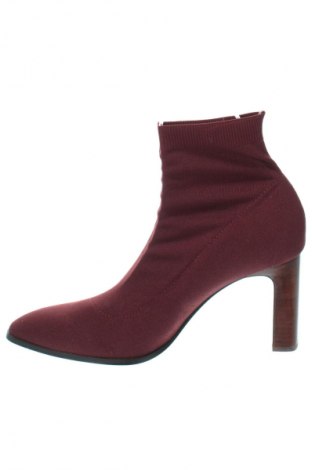 Botine de damă Zara, Mărime 42, Culoare Mov, Preț 67,99 Lei