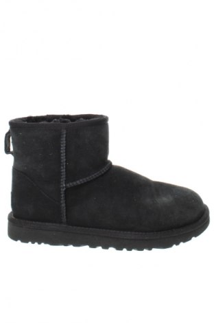 Дамски ботуши UGG Australia, Размер 38, Цвят Черен, Цена 109,95 лв.