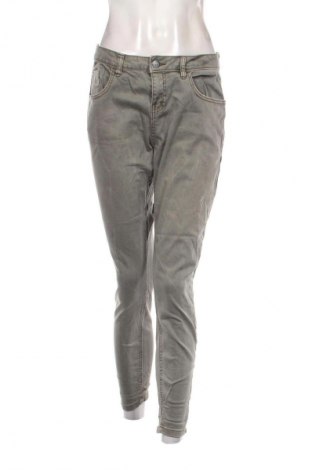 Damen Jeans Beloved, Größe M, Farbe Beige, Preis 2,49 €