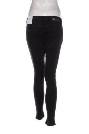 Damen Jeans Bershka, Größe M, Farbe Schwarz, Preis 16,49 €