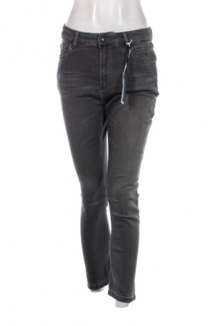 Damen Jeans Blue Fire Co, Größe M, Farbe Grau, Preis € 15,49