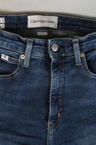 Γυναικείο Τζίν Calvin Klein Jeans, Μέγεθος XS, Χρώμα Μπλέ, Τιμή 84,29 €