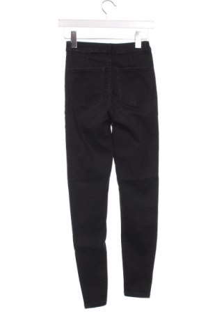 Blugi de femei Cropp, Mărime XS, Culoare Negru, Preț 104,59 Lei