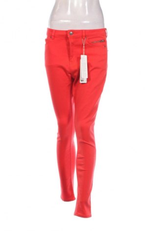 Damen Jeans Esprit, Größe M, Farbe Rot, Preis 15,99 €