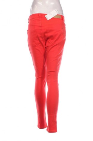 Damen Jeans Esprit, Größe M, Farbe Rot, Preis 15,99 €