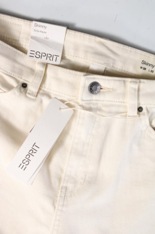 Дамски дънки Esprit, Размер M, Цвят Екрю, Цена 93,00 лв.