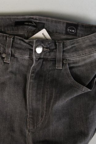 Дамски дънки F.A.M. jeans, Размер XS, Цвят Сив, Цена 10,99 лв.