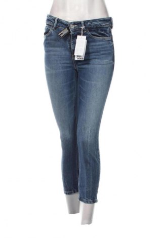 Damskie jeansy Guess, Rozmiar S, Kolor Niebieski, Cena 132,99 zł