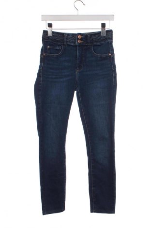 Damskie jeansy Guess, Rozmiar XXS, Kolor Niebieski, Cena 105,99 zł