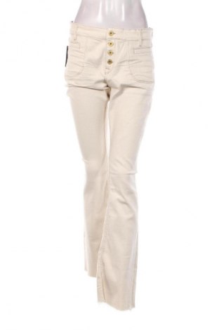 Damen Jeans Kaporal, Größe M, Farbe Ecru, Preis 21,57 €