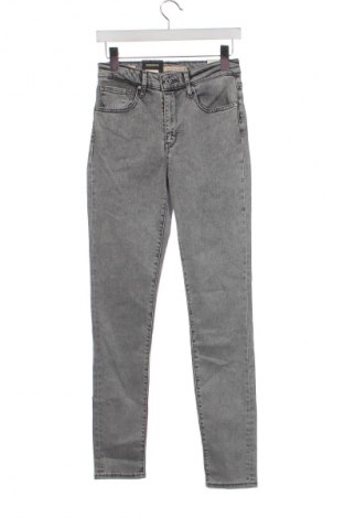 Damen Jeans Levi's, Größe S, Farbe Grau, Preis € 14,49