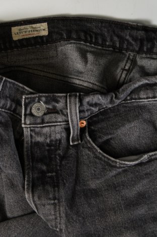 Дамски дънки Levi's, Размер M, Цвят Сив, Цена 75,49 лв.