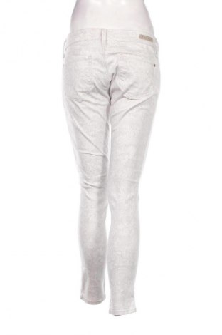 Damen Jeans Mavi, Größe M, Farbe Weiß, Preis € 3,49