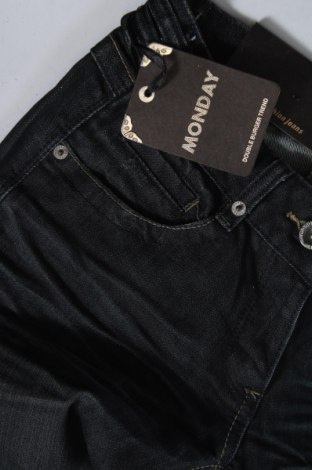 Dámske džínsy  Monday Denim, Veľkosť S, Farba Čierna, Cena  28,95 €