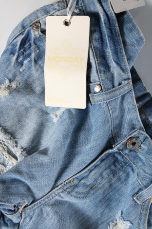 Dámske džínsy  Monday Denim, Veľkosť L, Farba Modrá, Cena  28,95 €