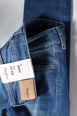 Damskie jeansy Pepe Jeans, Rozmiar XS, Kolor Niebieski, Cena 73,99 zł