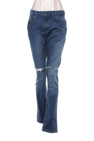 Γυναικείο Τζίν Pull&Bear, Μέγεθος XL, Χρώμα Μπλέ, Τιμή 14,84 €