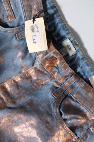 Damskie jeansy River Island, Rozmiar XS, Kolor Kolorowy, Cena 154,99 zł