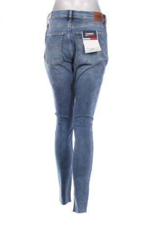 Damskie jeansy Tommy Jeans, Rozmiar XL, Kolor Niebieski, Cena 233,99 zł