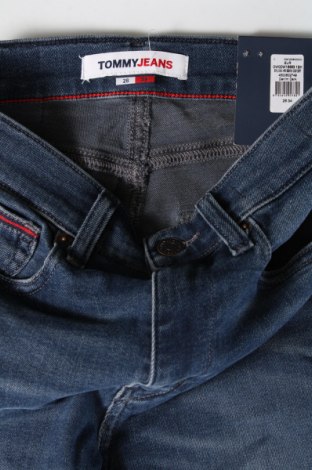 Damskie jeansy Tommy Jeans, Rozmiar S, Kolor Niebieski, Cena 378,99 zł