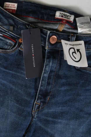 Dámske džínsy  Tommy Jeans, Veľkosť S, Farba Modrá, Cena  97,53 €