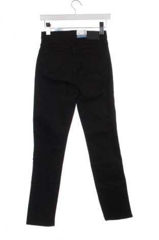 Blugi de femei Wrangler, Mărime S, Culoare Negru, Preț 169,99 Lei