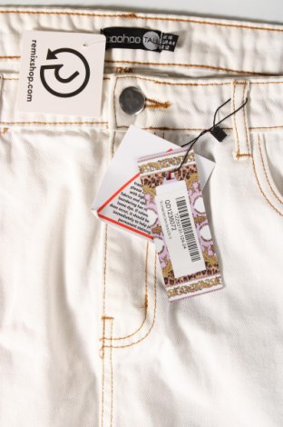 Pantaloni scurți de femei Boohoo, Mărime XL, Culoare Alb, Preț 47,99 Lei