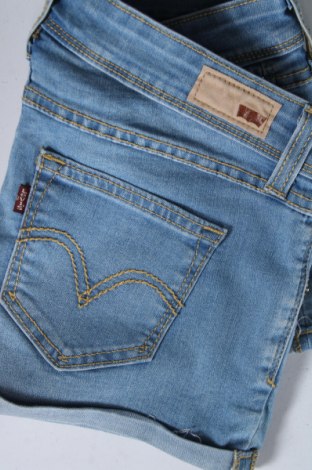 Dámské kraťasy  Levi's, Velikost XS, Barva Modrá, Cena  488,00 Kč