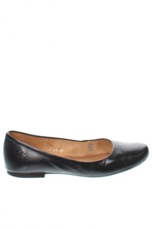 Дамски обувки Maciejka, Размер 37, Цвят Черен, Цена 34,31 лв.