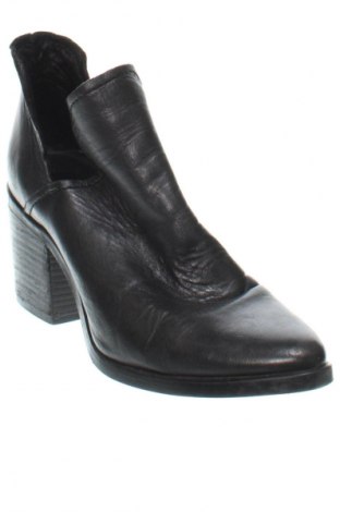 Încălțăminte de damă Steve Madden, Mărime 37, Culoare Negru, Preț 292,99 Lei