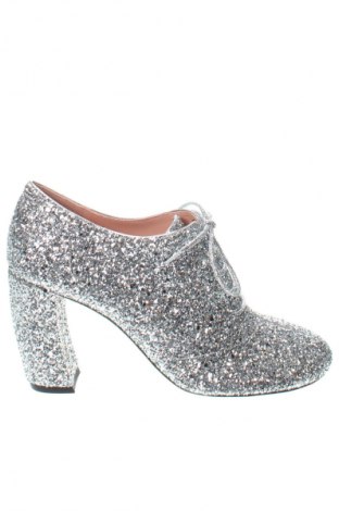 Дамски обувки Victoria Beckham, Размер 38, Цвят Сребрист, Цена 746,10 лв.