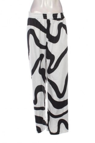Γυναικείο παντελόνι, Μέγεθος M, Χρώμα Πολύχρωμο, Τιμή 8,29 €