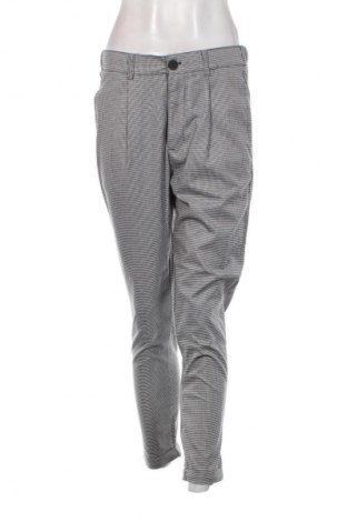 Pantaloni de femei, Mărime M, Culoare Multicolor, Preț 26,99 Lei