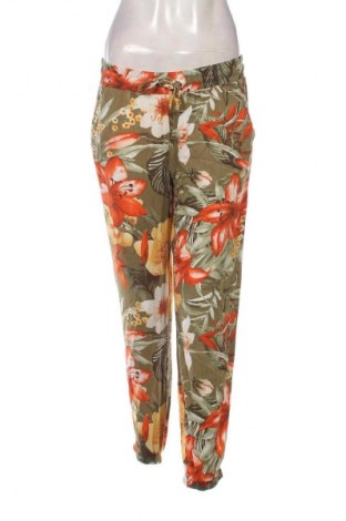 Pantaloni de femei, Mărime M, Culoare Multicolor, Preț 38,90 Lei