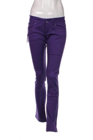 Damenhose, Größe M, Farbe Lila, Preis 15,99 €