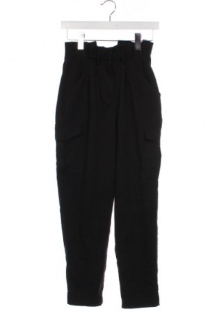 Γυναικείο παντελόνι Amisu, Μέγεθος XS, Χρώμα Μαύρο, Τιμή 5,49 €