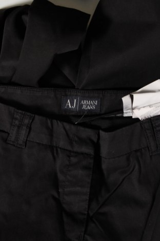 Γυναικείο παντελόνι Armani Jeans, Μέγεθος M, Χρώμα Μαύρο, Τιμή 62,99 €