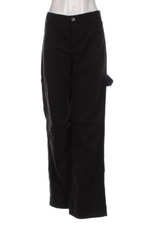 Γυναικείο παντελόνι Bershka, Μέγεθος M, Χρώμα Μαύρο, Τιμή 11,38 €