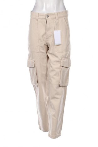 Γυναικείο παντελόνι Bershka, Μέγεθος S, Χρώμα Εκρού, Τιμή 10,20 €
